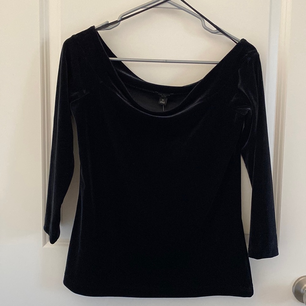 Black Ann Taylor velvet top